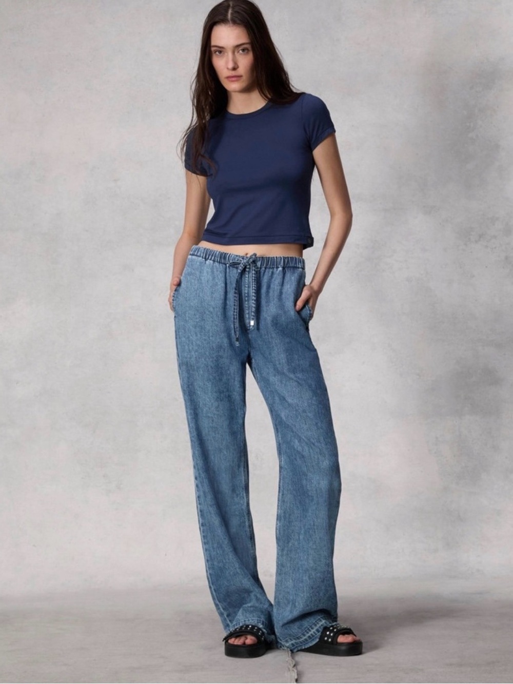 Rag & Bone Ultra Featherweight Mid rise Logan pants